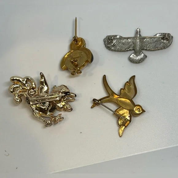 Vintage Bird Brooch Bundle in Gold and Silver, Marvella penguin & more - Picture 6 of 7